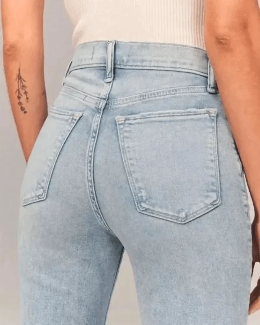 Women's High-Waisted Flared Jeans: Stylish & Comfortable Denim